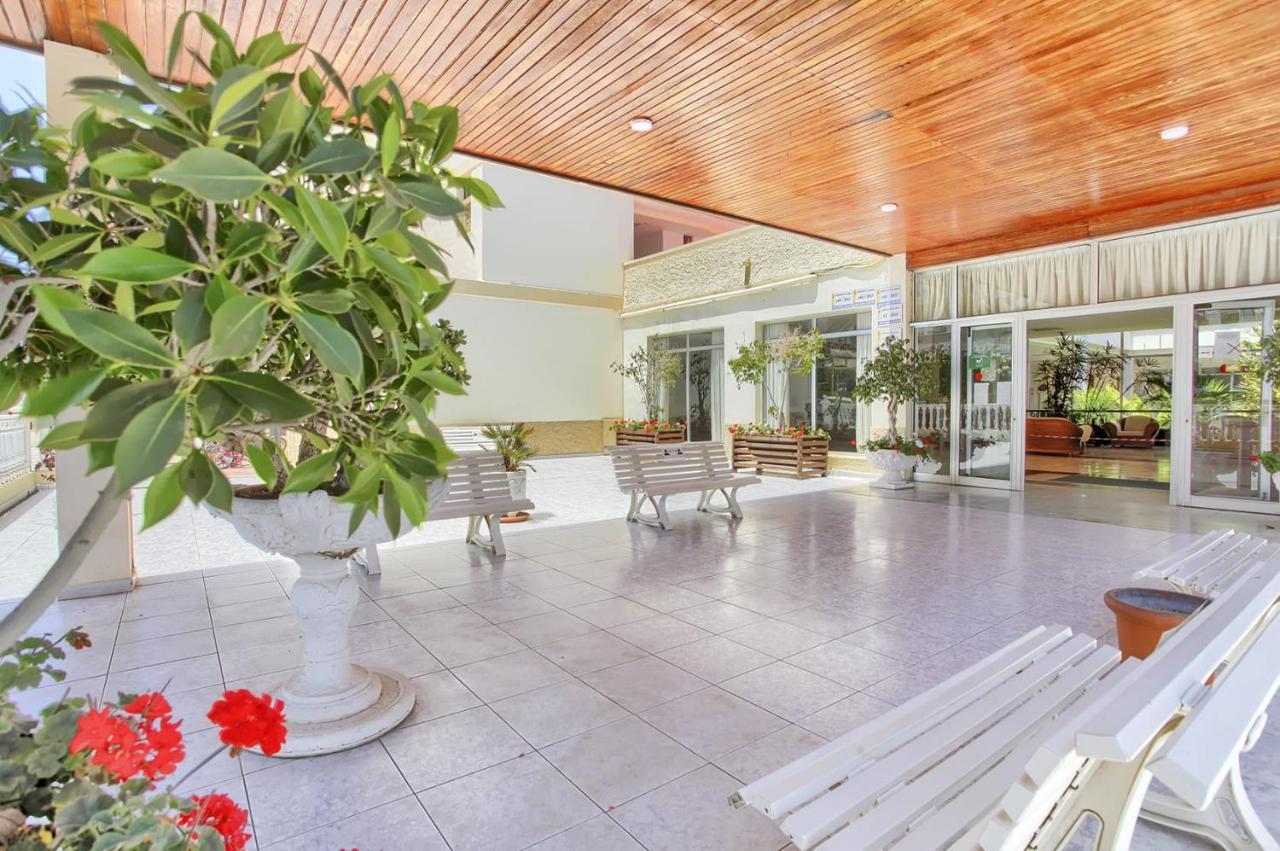 Studio Eldorado In Playa De Las Americas Near The Beach Arona  Buitenkant foto